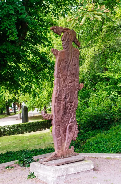 Skulptur "Eisenmann". Kiel, Schleswig-Holstein, Germania, Europa — Fotografie, imagine de stoc