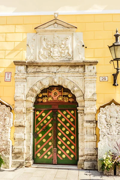 Estonia, Tallinn, Pikk Street, Mustpeade Maja (Casa del Brot — Foto Stock