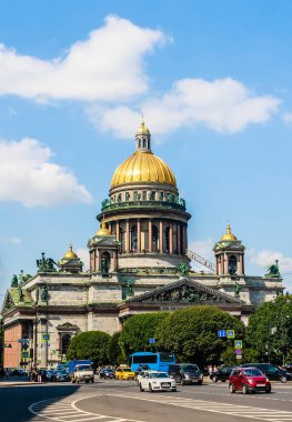 St. Isaac Katedrali, Saint Petersburg, Rusya 'daki en büyük katedraldir.