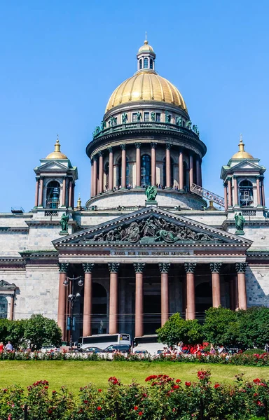 Καθεδρικός ναός του Αγίου Ισαάκ στην Αγία Πετρούπολη, Ρωσία, είναι η μεγαλύτερη c — Φωτογραφία Αρχείου