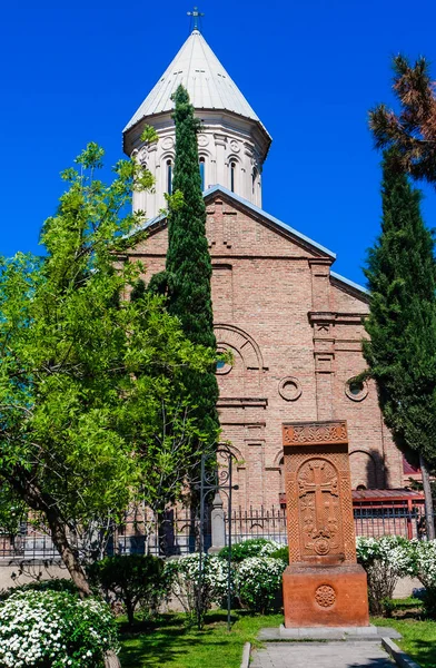 The Ejmiatsin Church of Armenian Apostolic church, located in Av — Foto de Stock