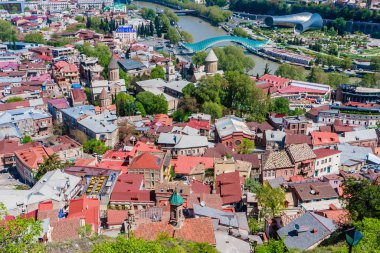 Narikala Kalesi 'nden Tiflis' in panoramik manzarası