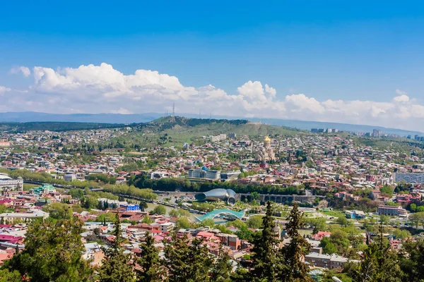 Panoramic view of Tbilisi city from Sololaki Hill, old town and — стокове фото