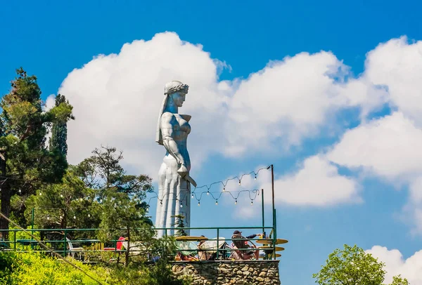 Mãe Georgiano Kartlis Deda Estátua Alumínio Metros Uma Mulher Vestido — Fotografia de Stock