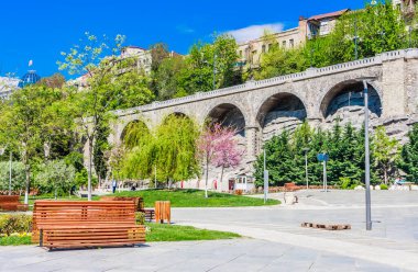 Rike Park manzarası. Tiflis, Gürcistan 'da halka açık bir park..