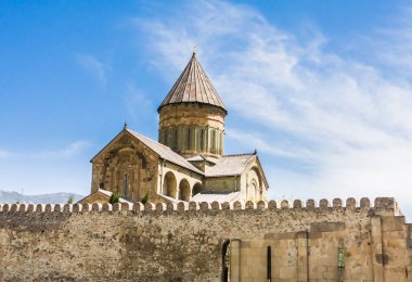 Gürcistan 'ın tarihi Mtskheta kentindeki Svetitskhoveli Katedrali, Doğu Ortodoks Katedrali