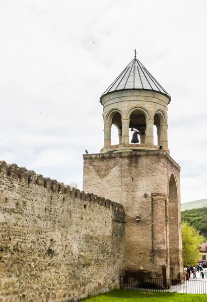 Torre Bell Entrada Del Patio Iglesia Svetitskhoveli Georgia — Foto de Stock