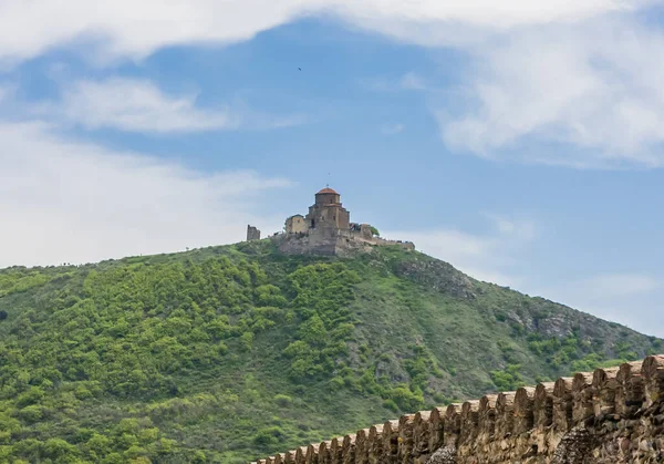 Vue Monastère Jvari Mtskheta Depuis Cour Cathédrale Svetitskhoveli Dans Ville — Photo