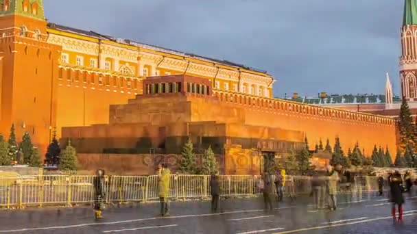 29 dicembre, 2016 Mosca, Russia. Vista notturna della Piazza Rossa, Mausoleo di Lenin e edificio del governo russo — Video Stock