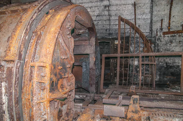 Old derelict mine. — Stock Photo, Image