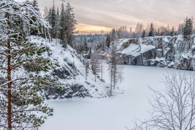 Ruskeala mermer ocağı, Karelia, Rusya