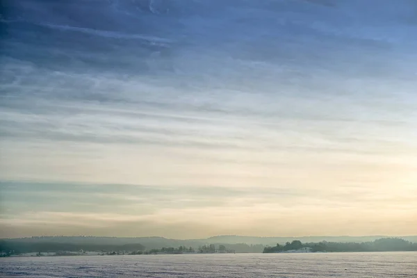 A táj, a téli reggel Ladoga-tó, Oroszország. — Stock Fotó