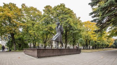 Heykel Mikhail Yurjevich Lermontov'un. Stavropol, Rusya Federasyonu.
