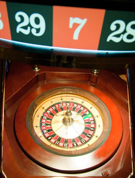 The dynamic roulette in casino — Stock Photo, Image