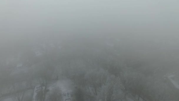 城市中的烟雾在冬天 — 图库视频影像