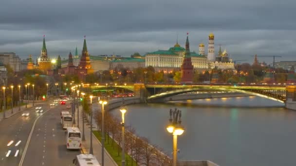 Moszkva, Kreml és a Moszkva-folyó, Oroszország — Stock videók