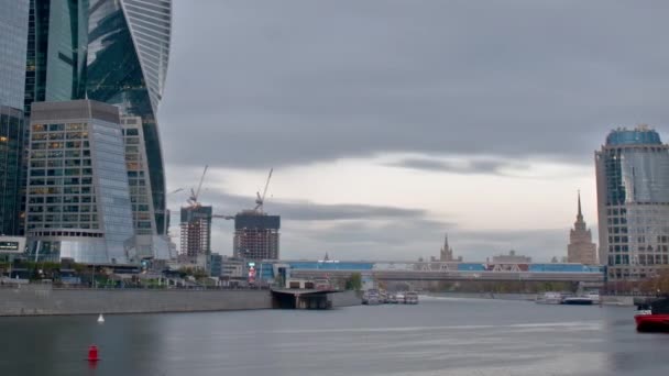 Высотных зданий московского делового центра "Москва Сити" — стоковое видео