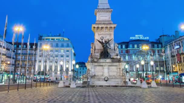 Monument to the Restorers timelapse hyperlapse at Restauradores Square Lisbon, Portugal. — 图库视频影像