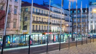 Restoratörlerin Anıtı, Lizbon, Portekiz 'deki Restorant Meydanı' nda hızlandırılmış zaman aşımı..