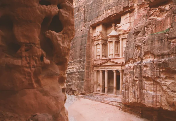 Petra - ősi város, kincstár. Stock Kép