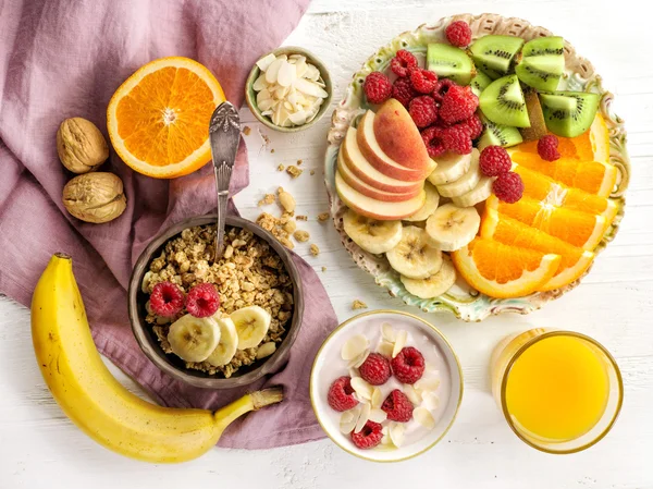 Sağlıklı kahvaltı malzemeler — Stok fotoğraf