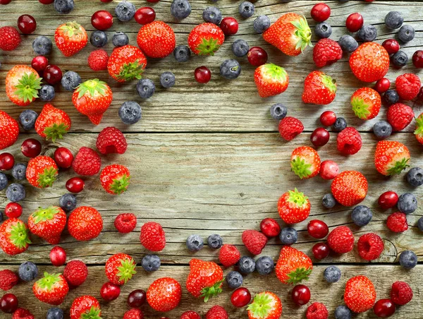Berbagai berry segar — Stok Foto