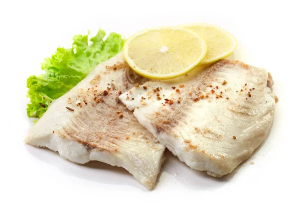 Filetes de peixe dourado assado no fundo branco — Fotografia de Stock