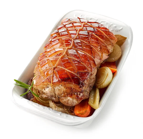 Carne de porco assada sobre fundo branco — Fotografia de Stock