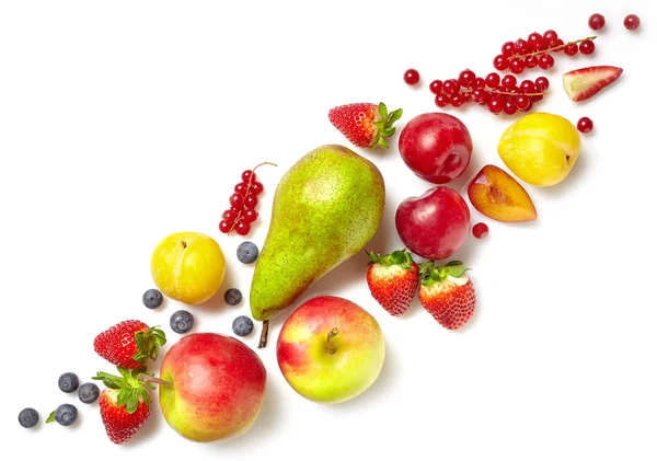 Diagonální kompozice z různých druhů ovoce — Stock fotografie