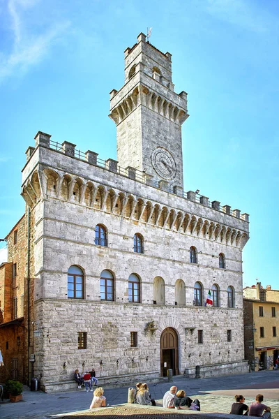 Palazzo Comunale (Balai Kota) di Piazza Grande, Antique Montepulc — Stok Foto