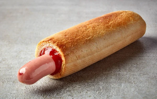 Hotdog with ketchup — Stock Photo, Image