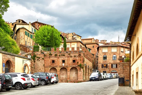 Pohled na historické město Siena, Itálie — Stock fotografie