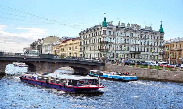 Панорамный вид на реку Фонтанку, Санкт-Петербург — стоковое фото