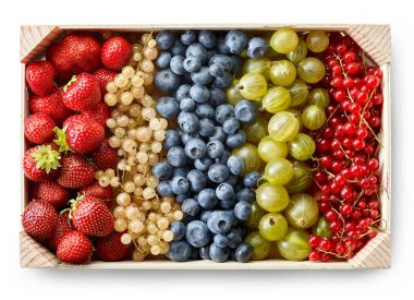 çeşitli çilek ahşap kutu