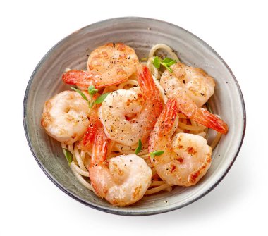 Kase spagetti ve kızarmış karides