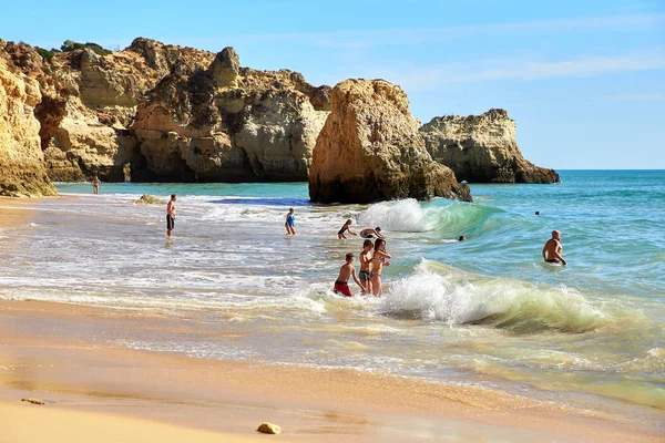 Plage de l'Algarve et océan Atlantique — Photo