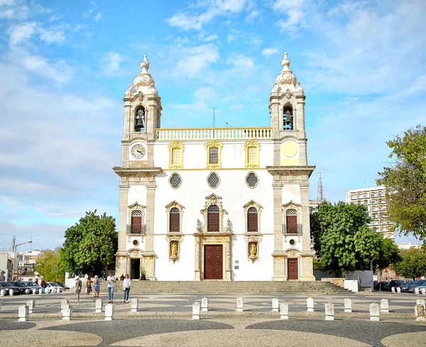 Eglise de Carmo (Chapelle des Os) à Faro, région de l'Algarve, Portugal — Photo