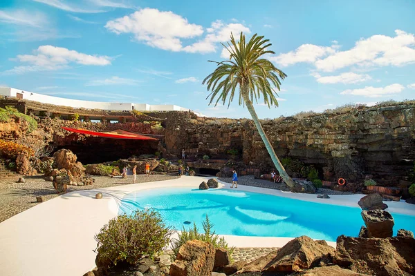 Jameos del Água piscina em Lanzarote — Fotografia de Stock