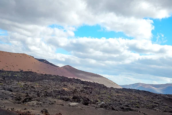 Vulkanlandschaft von Lanzarote — Stockfoto