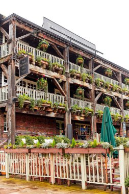 Dickens Inn, Londra'nın tarihi pub