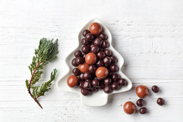 覆满巧克力的浆果 — 图库照片