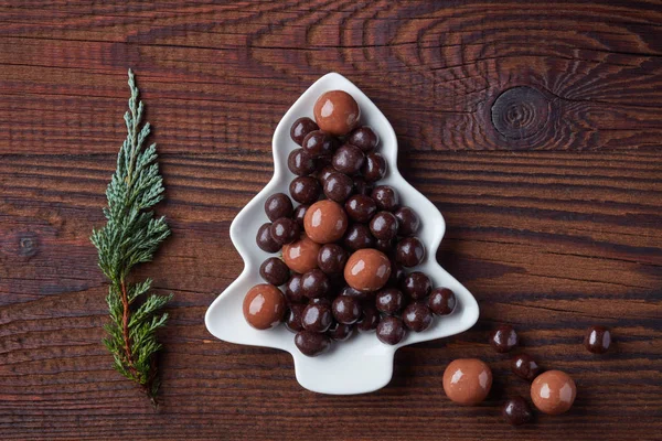 Berries covered with chocolate — Stock Photo, Image