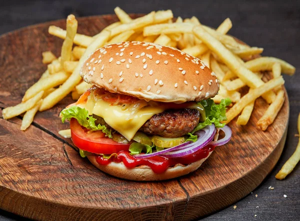 Φρέσκο νόστιμο burger — Φωτογραφία Αρχείου