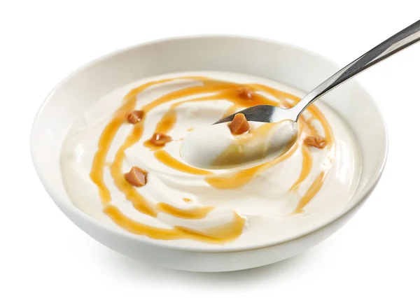 Tazón Yogur Caramelo Aislado Sobre Fondo Blanco Enfoque Selectivo — Foto de Stock