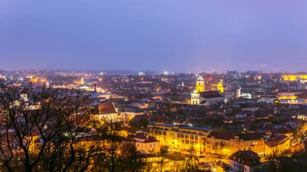 Панорама Старого міста Вільнюс, Литва 4 к сповільненої зйомки — стокове відео