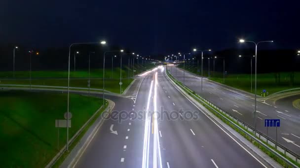 4 k 超の経過、夜高速道路 — ストック動画