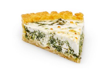 Parça üzerinde beyaz izole ıspanak ve beyaz peynir kek