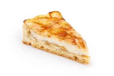 Dilim elmalı turta üzerine beyaz izole