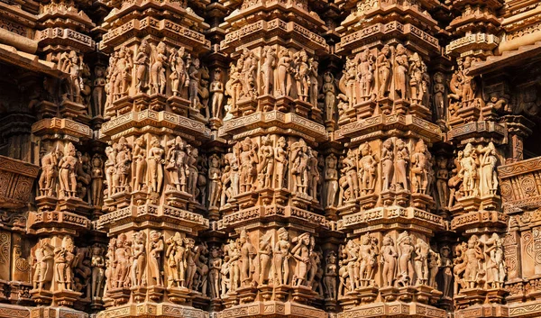 Famous sculptures of Khajuraho temples, India — Stock Photo, Image