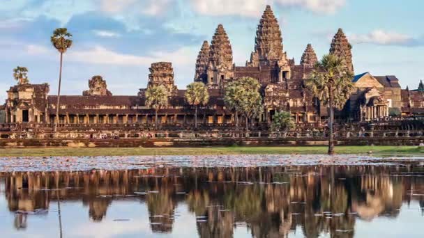 Timelapse van Kambodja landmark Angkor Wat — Stockvideo